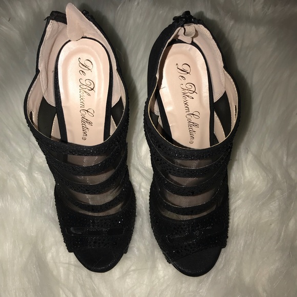 Heels - Picture 4 of 8